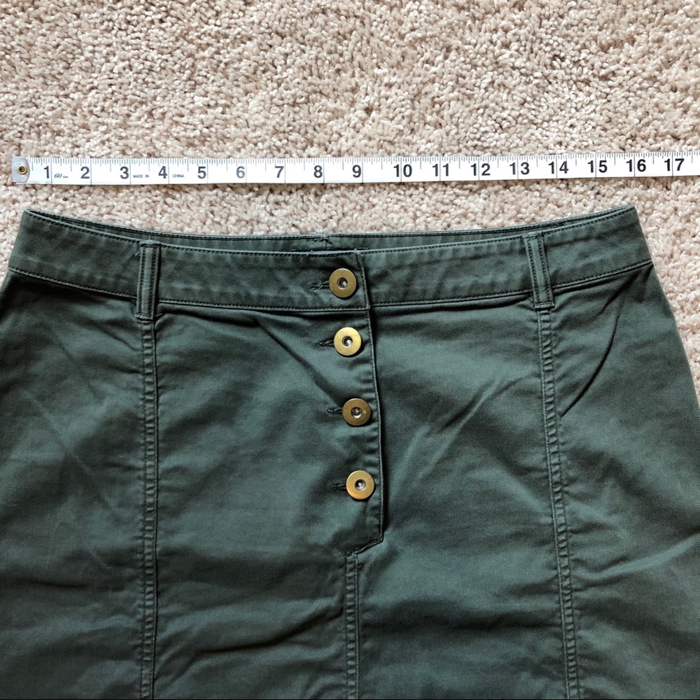 Mini Skirt - Picture 2 of 5